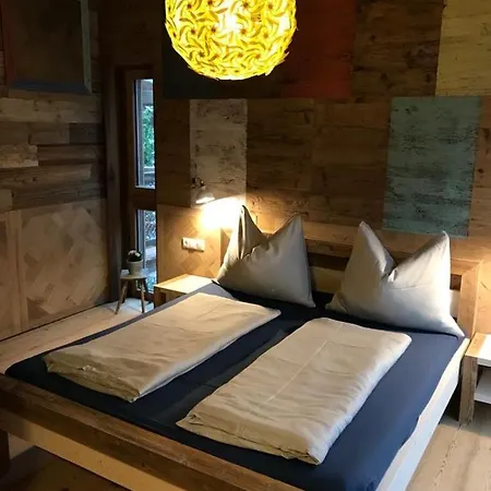 Apart Otel Der Baum Inzersdorf im Kremstal